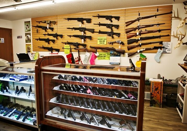 river valley arms & ammo gun shop etiquette